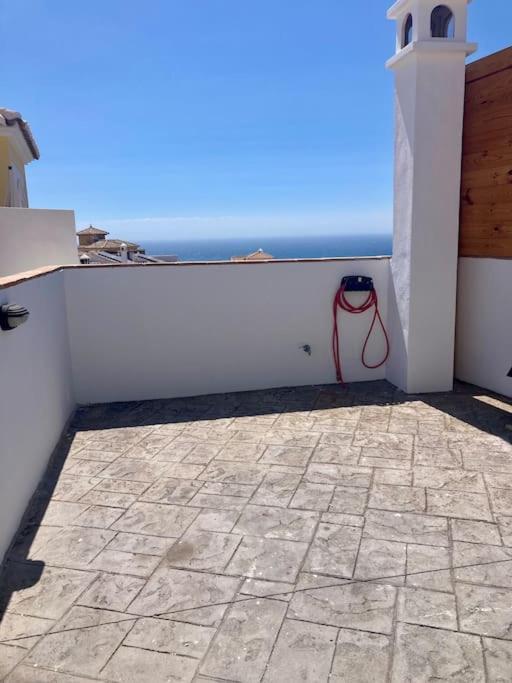 In With Private Pool And Sea View Villa *