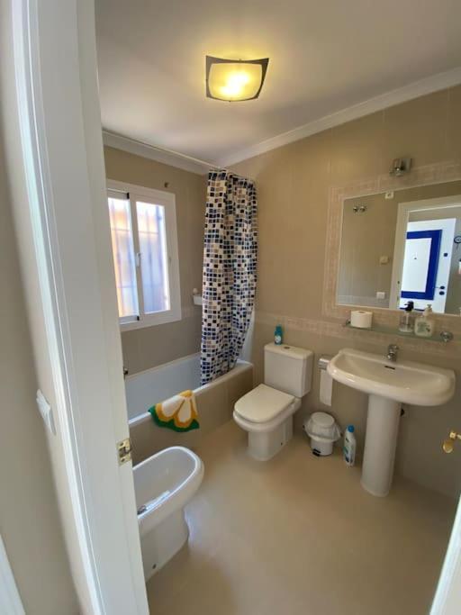In With Private Pool And Sea View Villa *